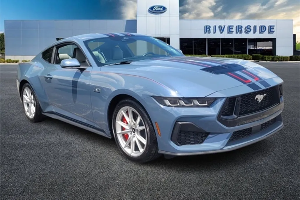2024 Ford Mustang GT Premium photo 1