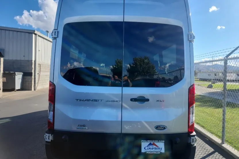 2023 Ford Transit XLT Van photo 1