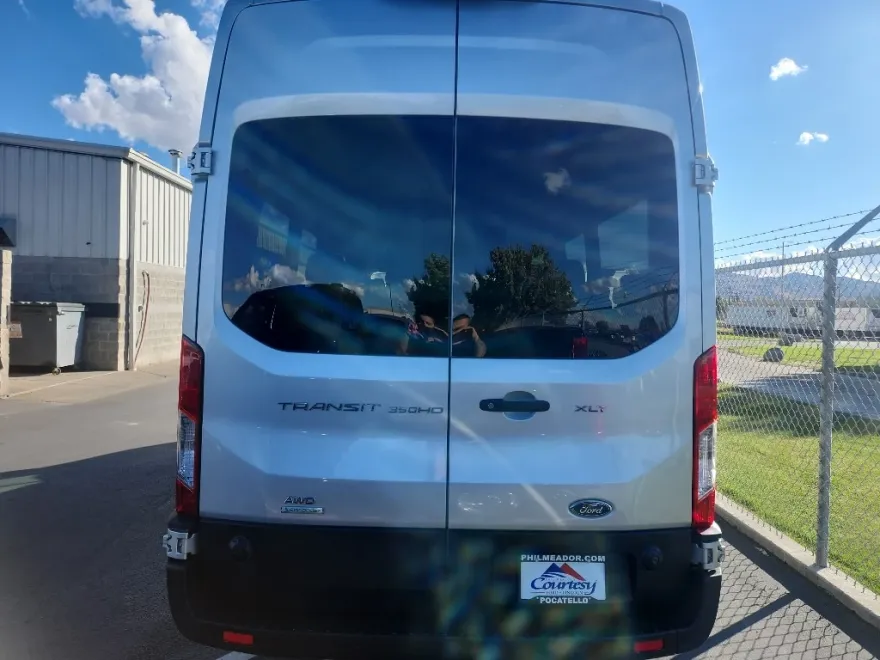 2023 Ford Transit XLT Van photo 1