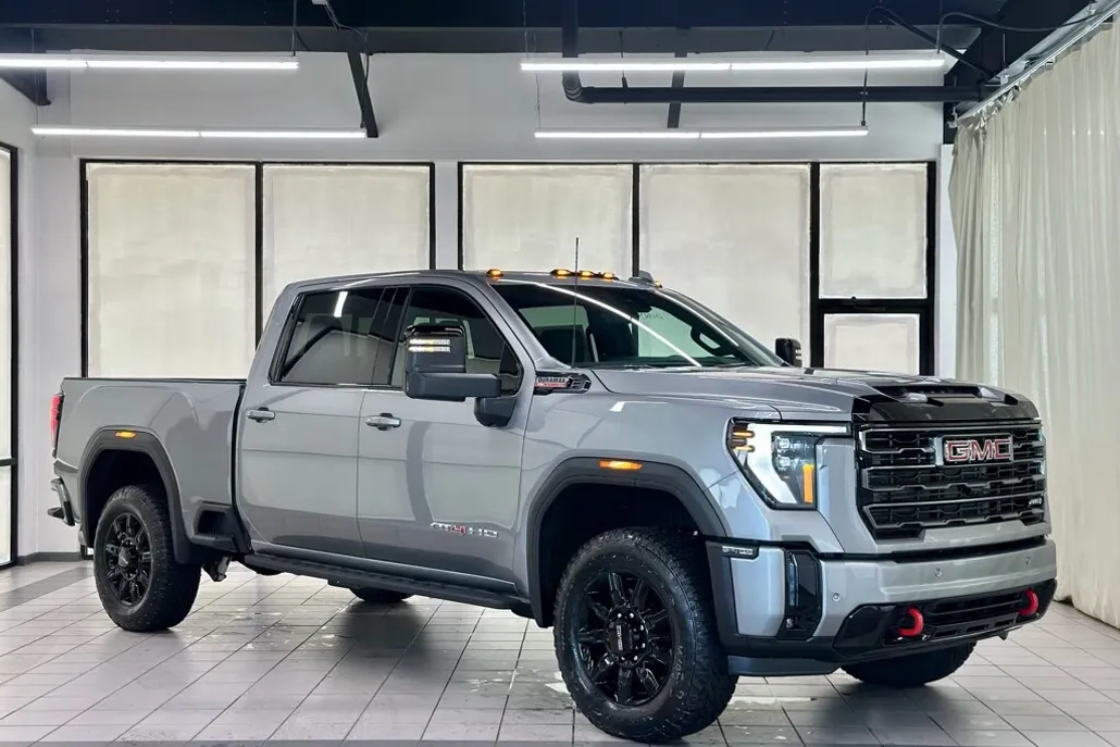 2026 Gmc Sierra 2500 HD AT4 photo 1