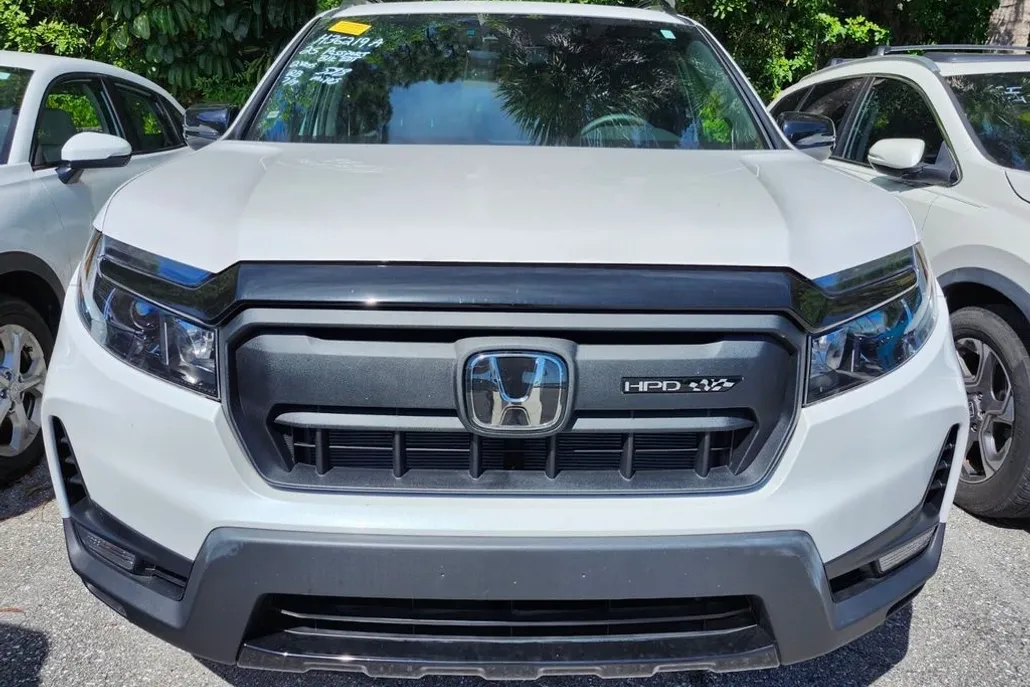2025 Honda Passport Black Edition photo 1