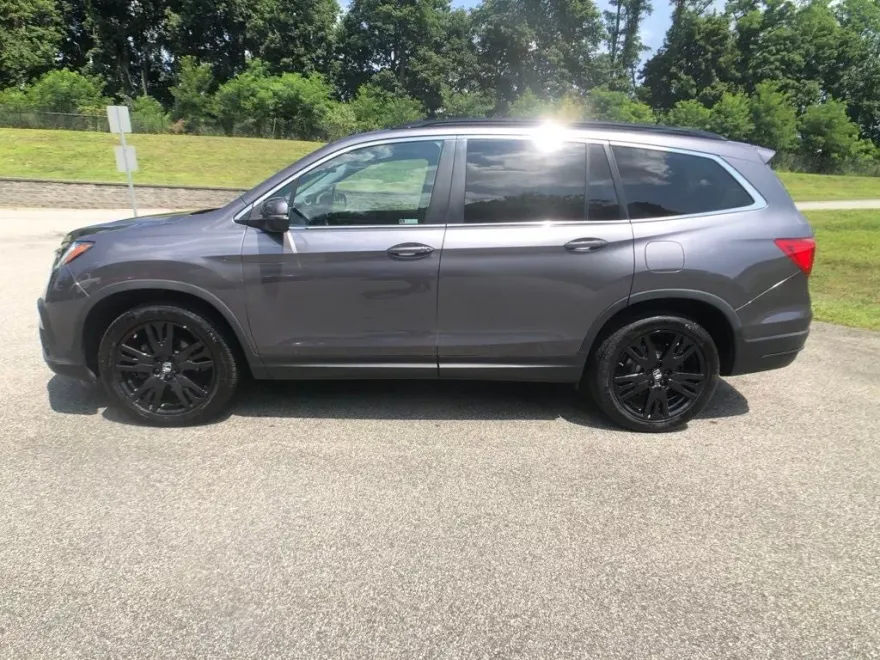 2021 Honda Pilot Special Edition photo 1