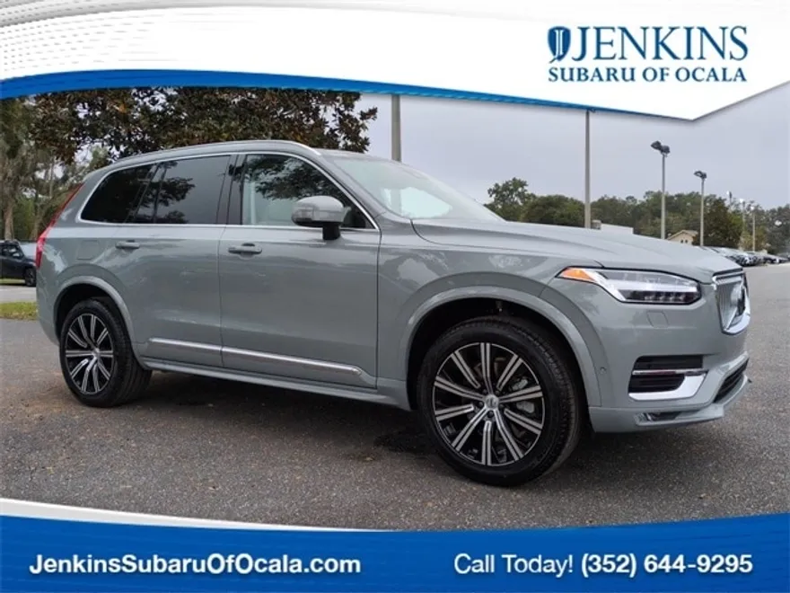 2025 Volvo XC90 Plus photo 1