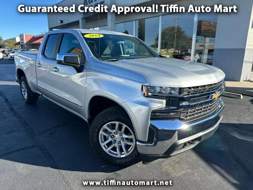 2019 Chevrolet Silverado 1500 LT photo 1