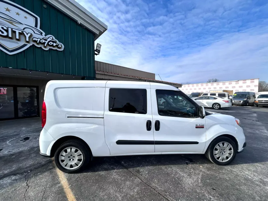 2019 Ram ProMaster City Wagon SLT photo 1