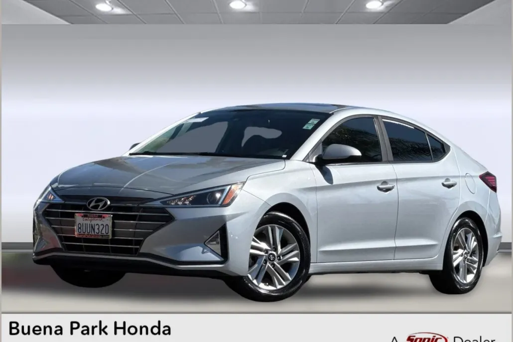 2020 Hyundai Elantra Value Edition photo 1