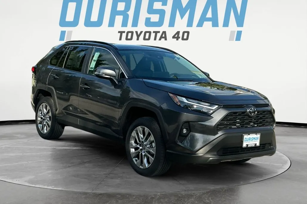 2025 Toyota RAV4 XLE Premium photo 1