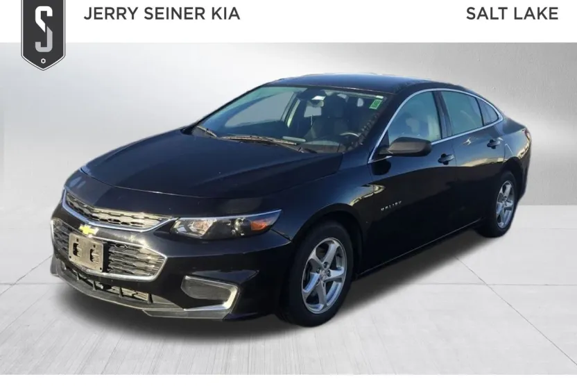 2018 Chevrolet Malibu LS photo 1