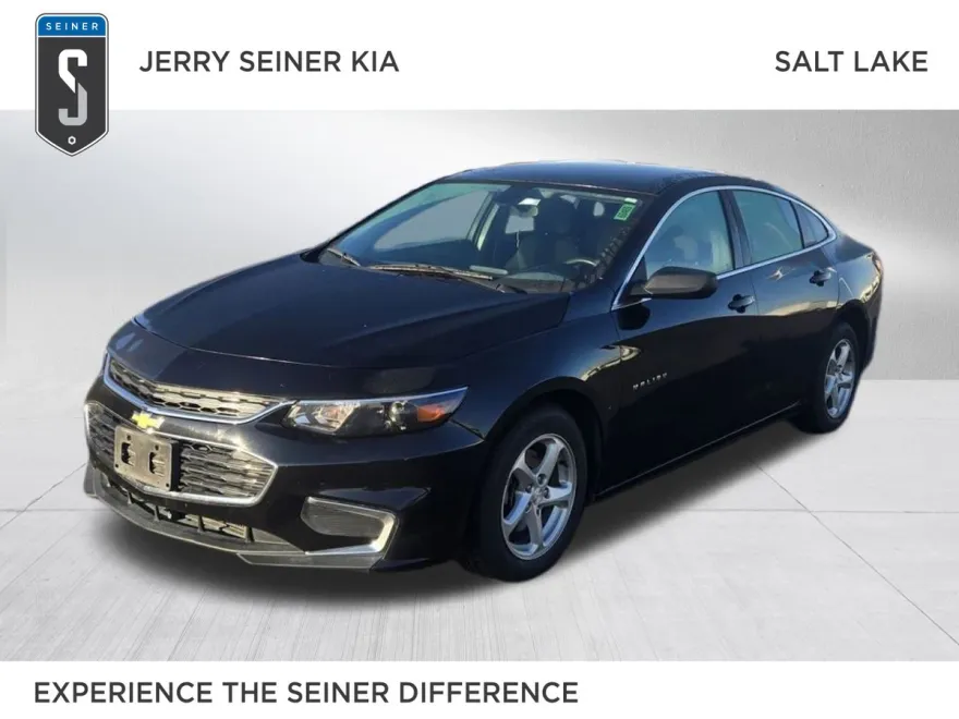 2018 Chevrolet Malibu LS photo 1