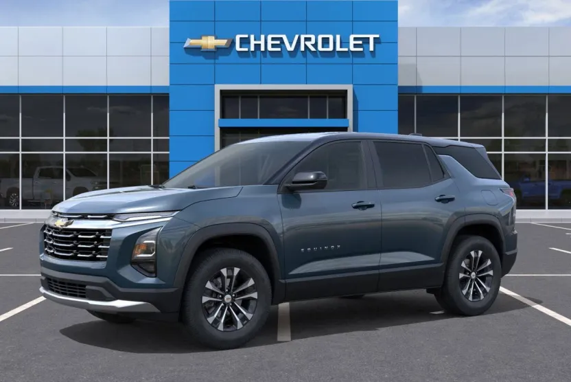 2026 Chevrolet Equinox LT photo 1