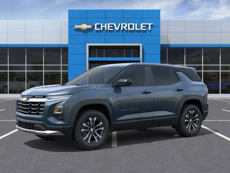 2026 Chevrolet Equinox LT photo 1