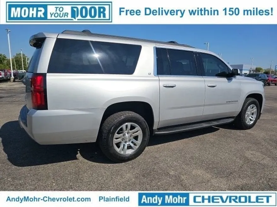 2020 Chevrolet Suburban LT photo 1