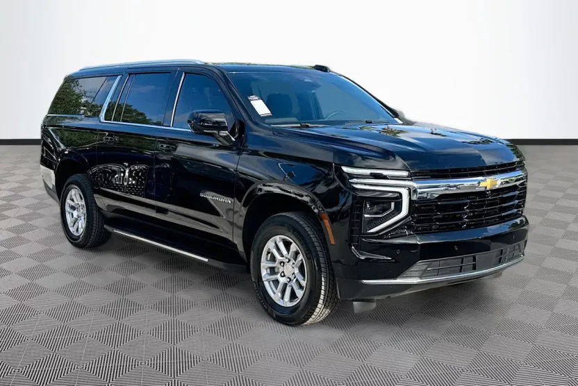 2025 Chevrolet Suburban LS photo 1