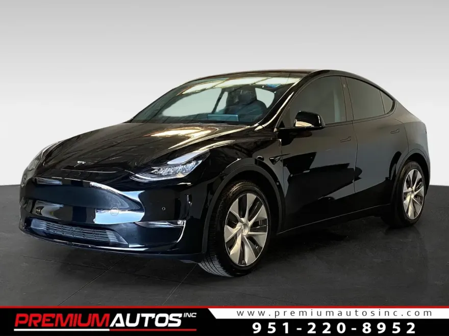 2022 Tesla Model Y Long Range photo 1