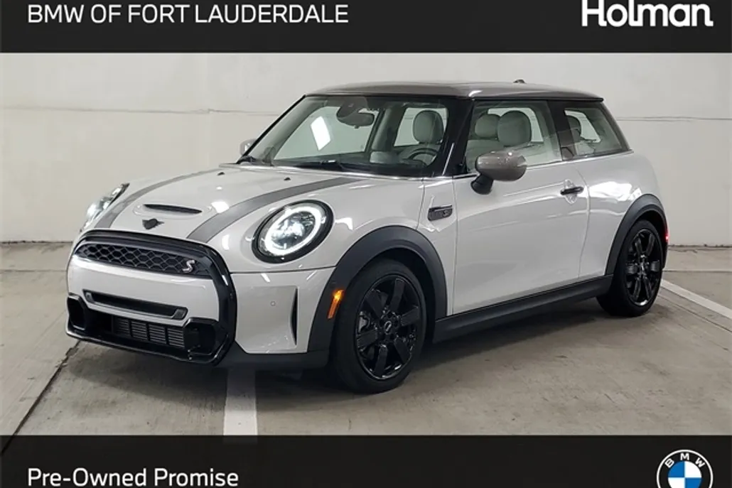 2023 Mini Cooper 2 Door Hardtop S Iconic photo 1