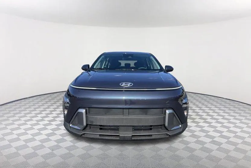 2026 Hyundai Kona SE photo 1