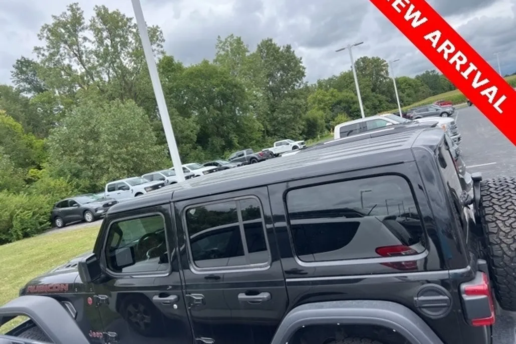 2022 Jeep Wrangler Unlimited Rubicon photo 1