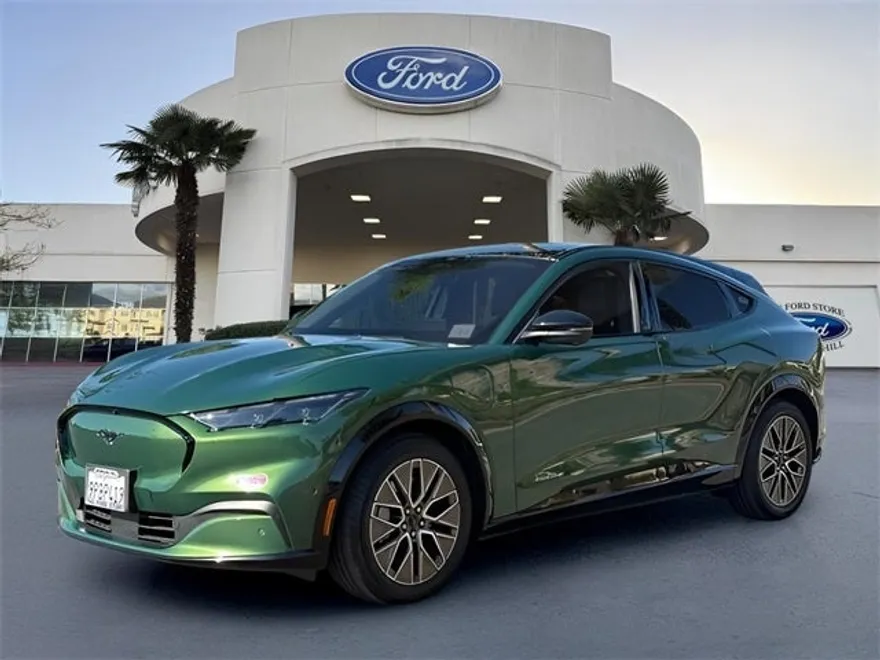2024 Ford Mustang Mach-E Premium photo 1