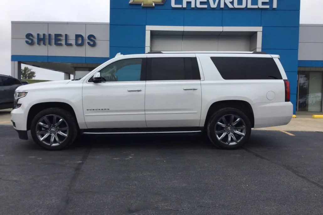 2019 Chevrolet Suburban Premier photo 1