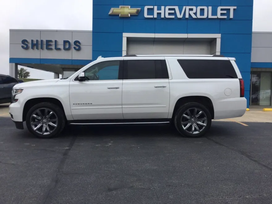 2019 Chevrolet Suburban Premier photo 1