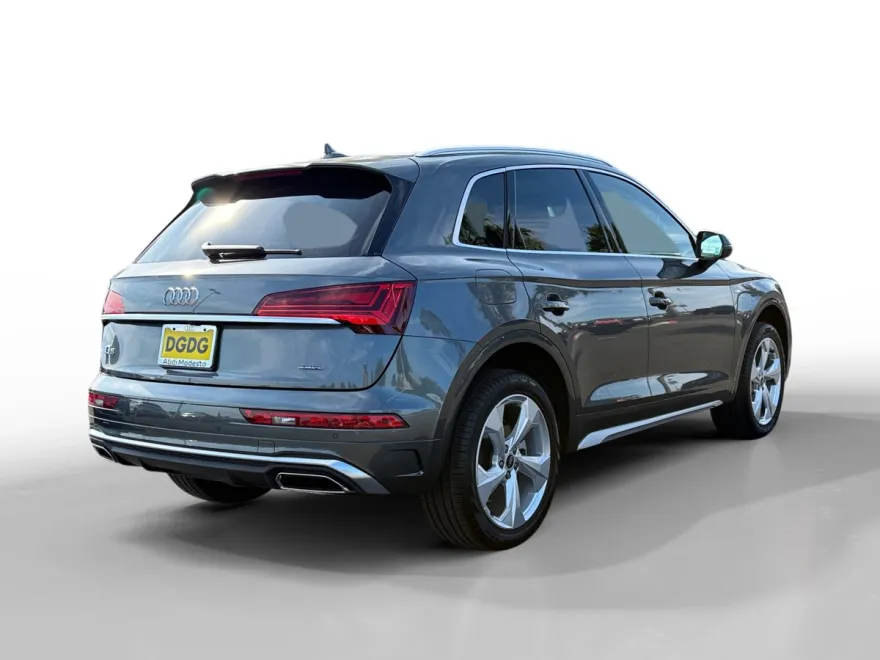 2025 Audi Q5 45 S line Premium Plus photo 1