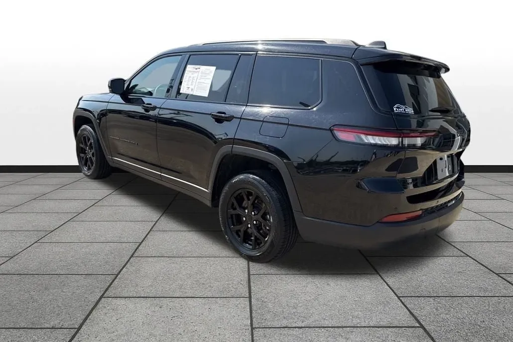 2024 Jeep Grand Cherokee Altitude photo 1