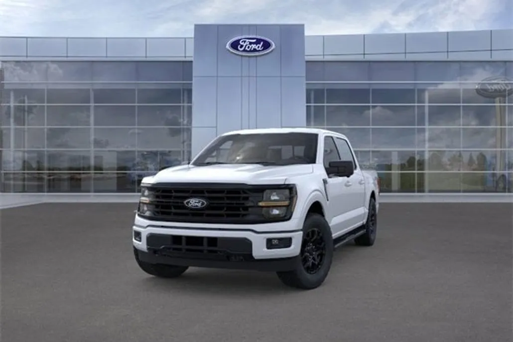 2025 Ford F-150 XLT photo 1