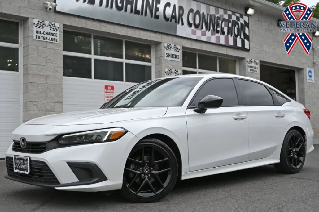 2022 Honda Civic Sport photo 1