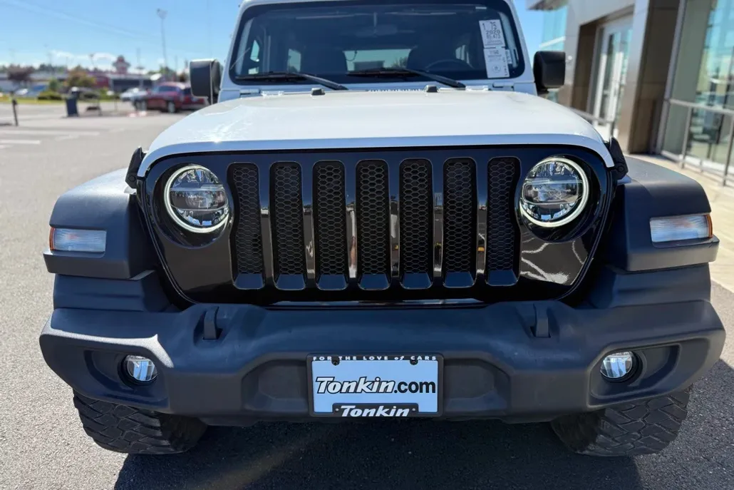 2020 Jeep Wrangler Unlimited Sport Willys photo 1