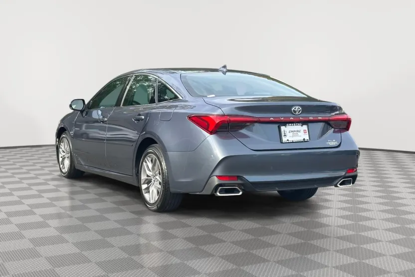 2020 Toyota Avalon XLE photo 1
