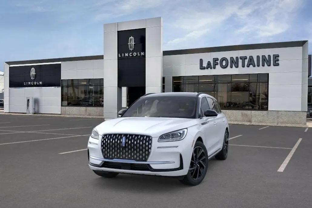 2025 Lincoln Corsair Grand Touring photo 1
