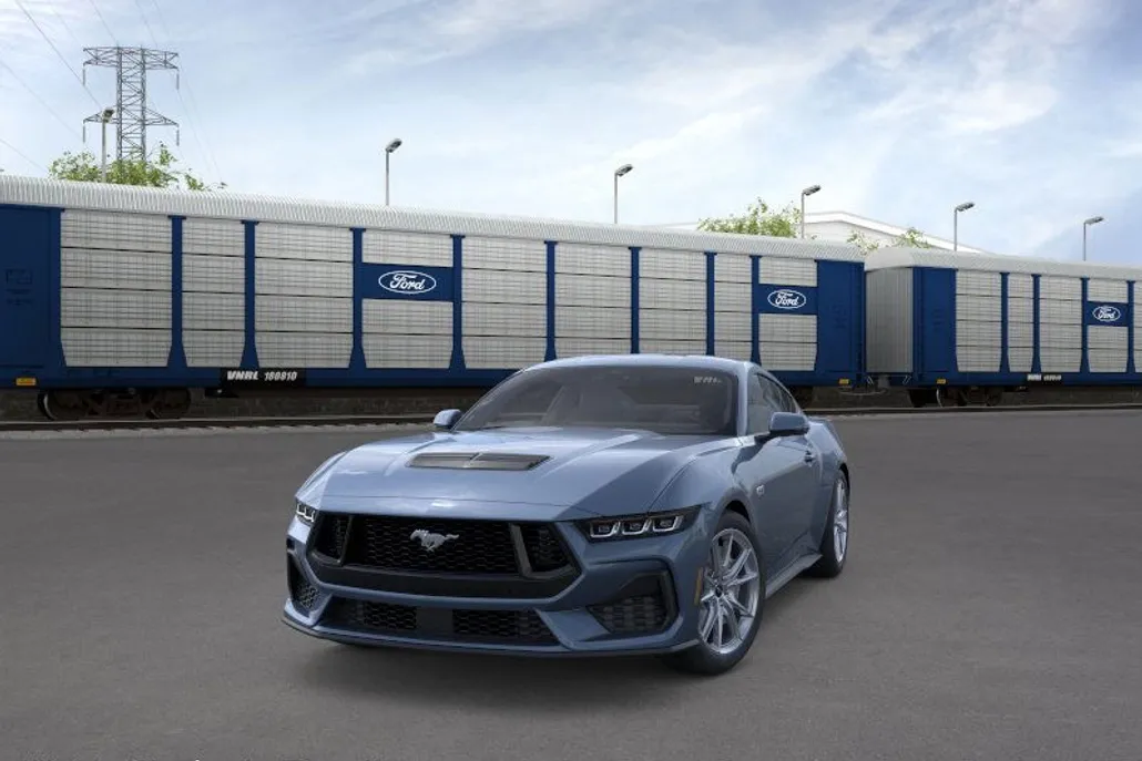 2025 Ford Mustang GT Premium photo 1