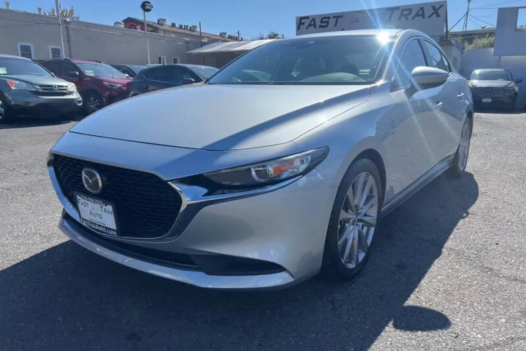 2019 Mazda Mazda3 Sedan Preferred photo 1