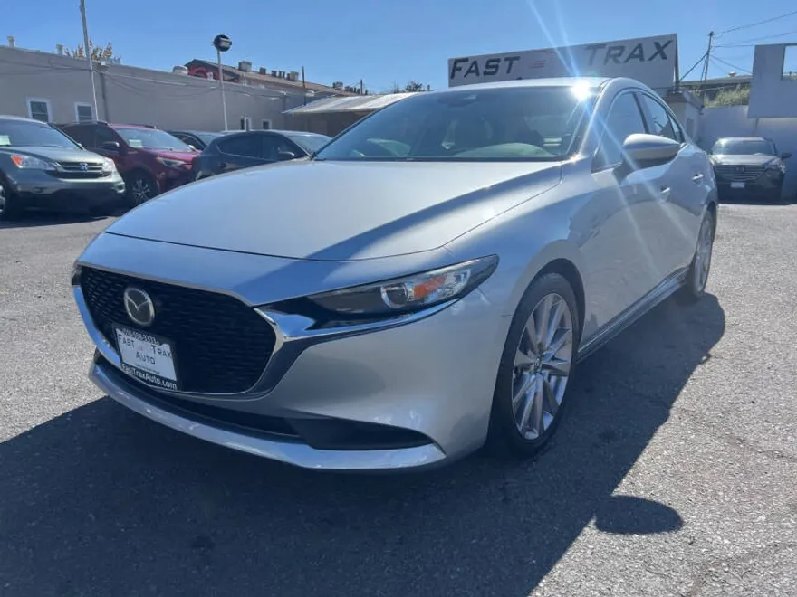 2019 Mazda Mazda3 Sedan Preferred photo 1