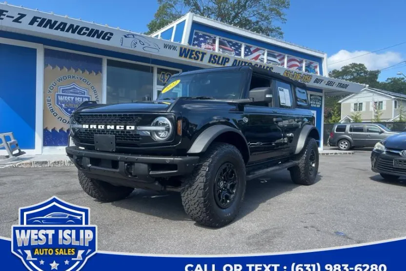 2022 Ford Bronco Wildtrak photo 1