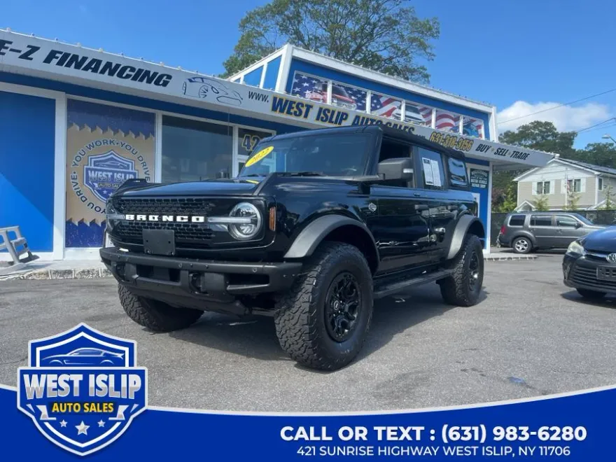 2022 Ford Bronco Wildtrak photo 1