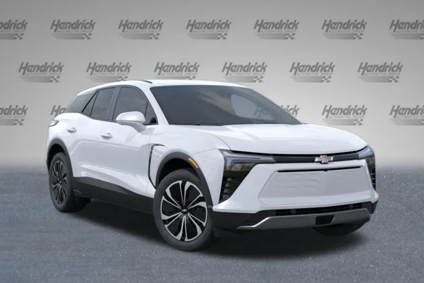 2025 Chevrolet Blazer EV photo 1