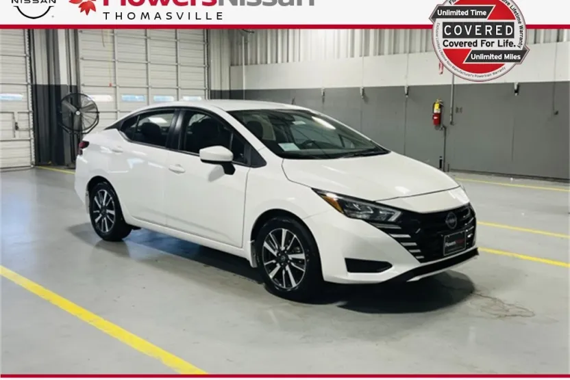 2025 Nissan Versa SV photo 1