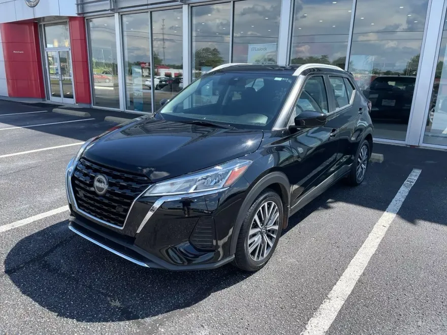 2023 Nissan Kicks SV photo 1