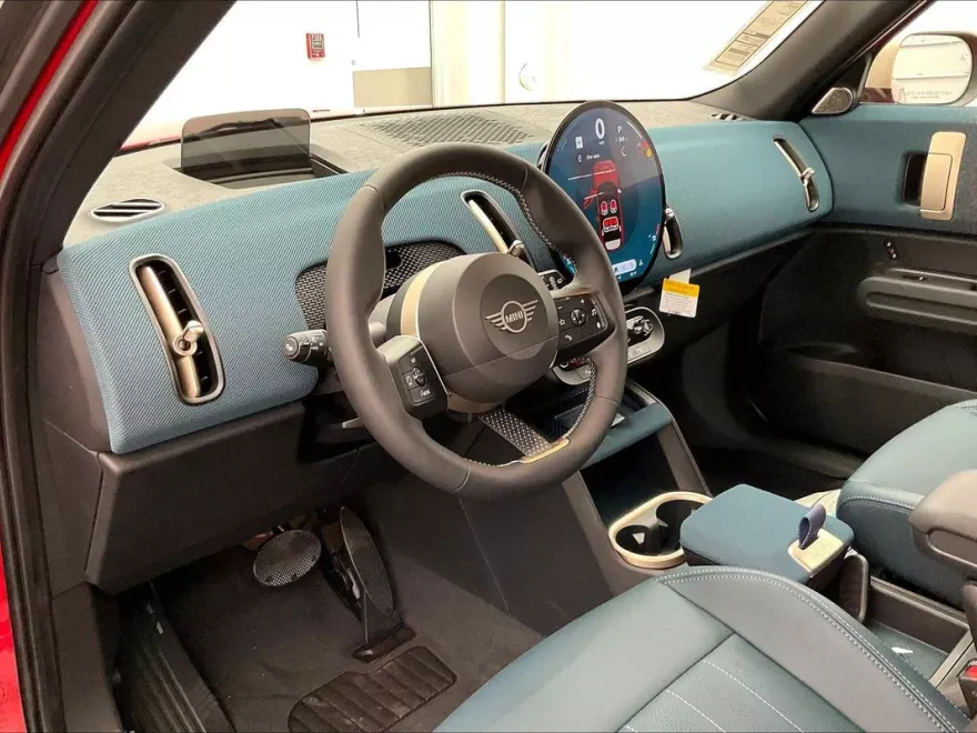 2025 Mini Countryman S ALL4 photo 1