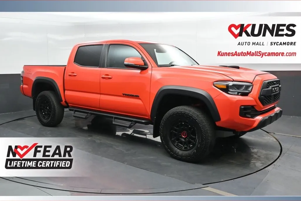 2023 Toyota Tacoma TRD Pro V6 photo 1