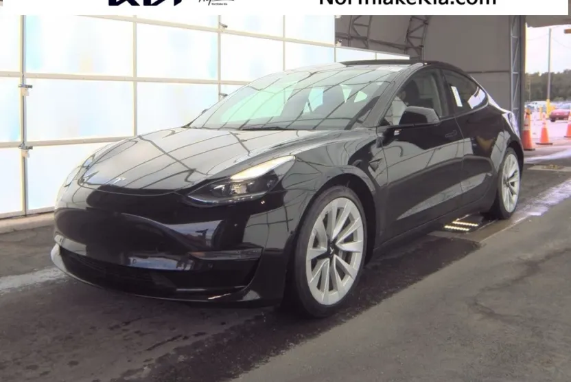 2022 Tesla Model 3 photo 1