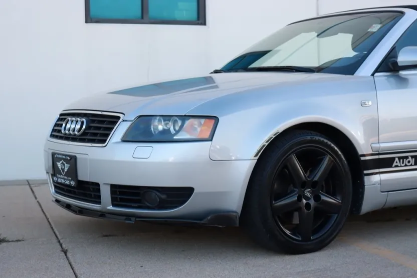 2003 Audi A4 3.0 Cabriolet photo 1