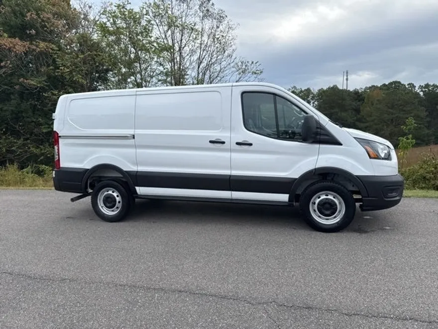 2025 Ford Transit photo 1