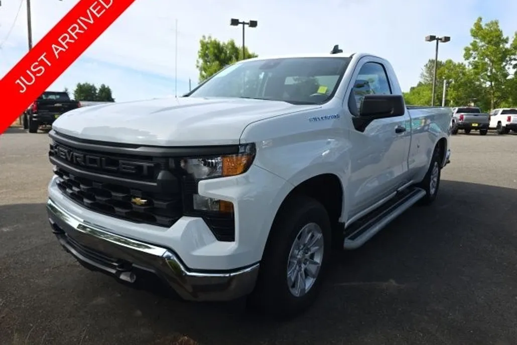2024 Chevrolet Silverado 1500 photo 1