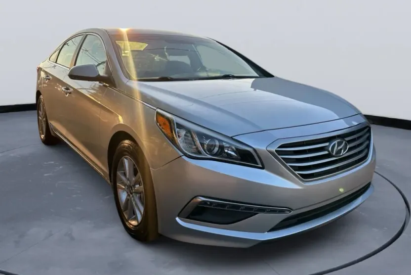 2015 Hyundai Sonata SE Eco photo 1