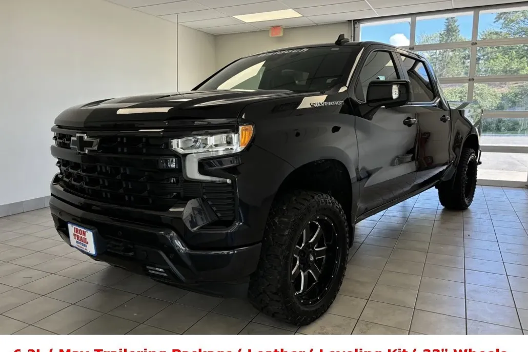 2024 Chevrolet Silverado 1500 RST photo 1