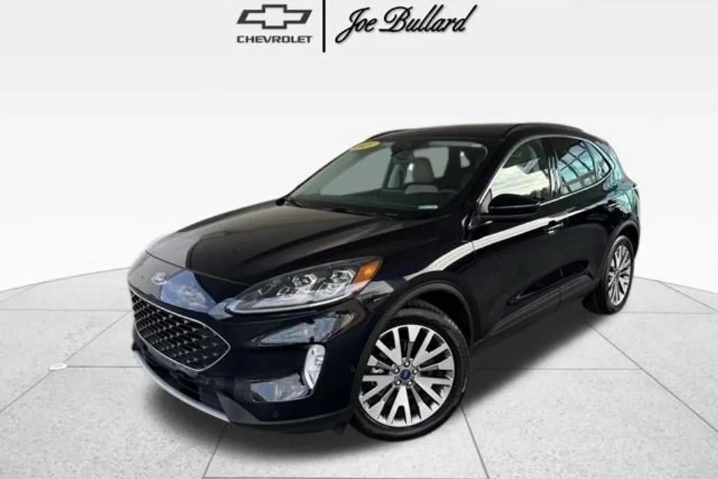 2021 Ford Escape Titanium Hybrid photo 1