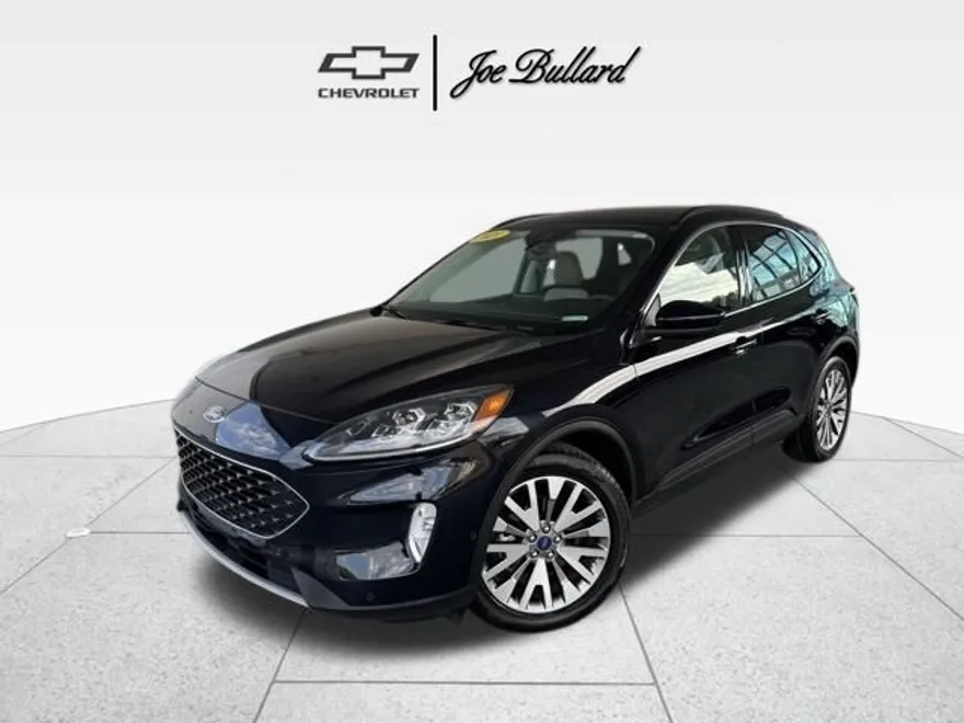 2021 Ford Escape Titanium Hybrid photo 1