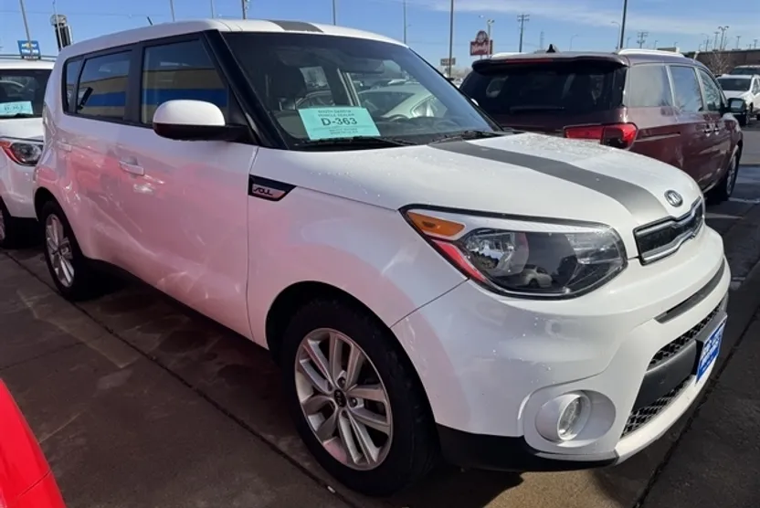 2019 Kia Soul Plus photo 1